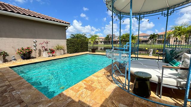8219 Calabria Lakes Drive, Boynton Beach, FL 33473