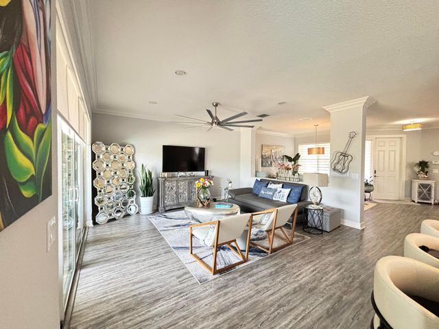 8219 Calabria Lakes Drive, Boynton Beach, FL 33473