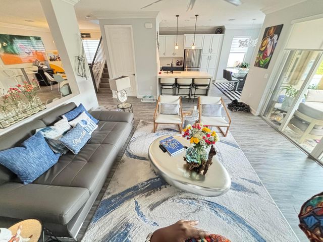 8219 Calabria Lakes Drive, Boynton Beach, FL 33473