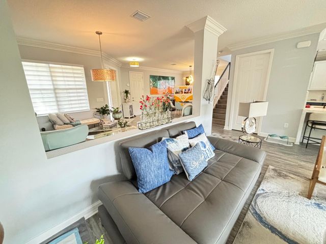 8219 Calabria Lakes Drive, Boynton Beach, FL 33473