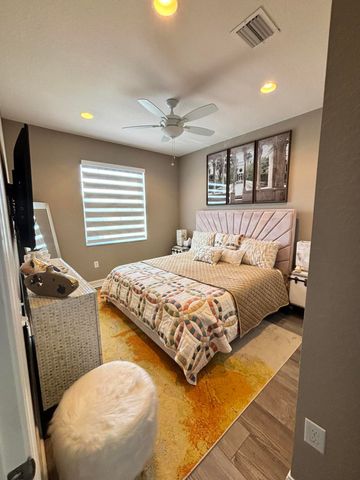 8219 Calabria Lakes Drive, Boynton Beach, FL 33473