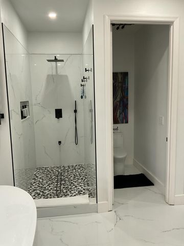 8219 Calabria Lakes Drive, Boynton Beach, FL 33473