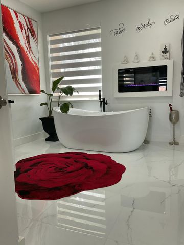 8219 Calabria Lakes Drive, Boynton Beach, FL 33473