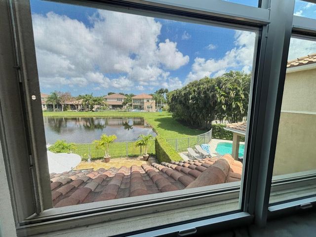 8219 Calabria Lakes Drive, Boynton Beach, FL 33473