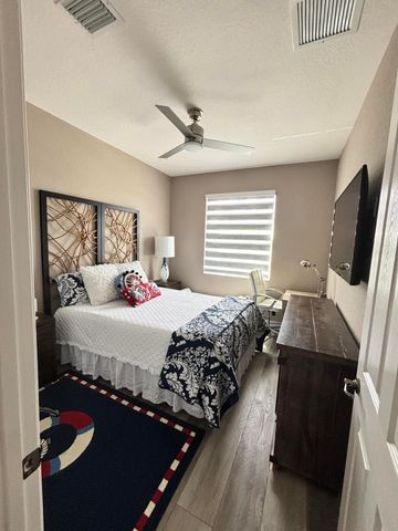 8219 Calabria Lakes Drive, Boynton Beach, FL 33473