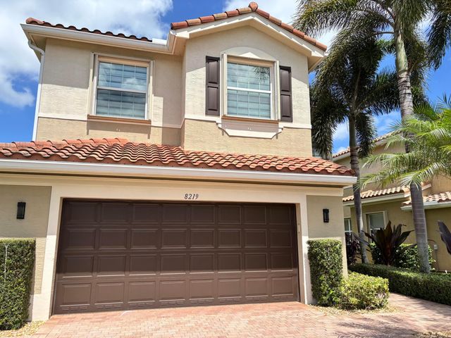 8219 Calabria Lakes Drive, Boynton Beach, FL 33473