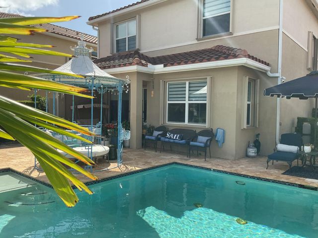 8219 Calabria Lakes Drive, Boynton Beach, FL 33473