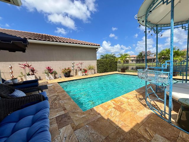 8219 Calabria Lakes Drive, Boynton Beach, FL 33473