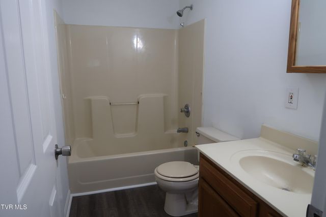 744 Oakwood Street, Bristol, TN 37620