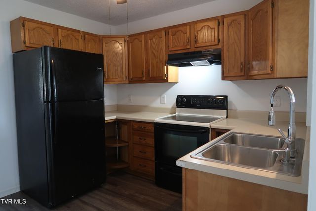 744 Oakwood Street, Bristol, TN 37620