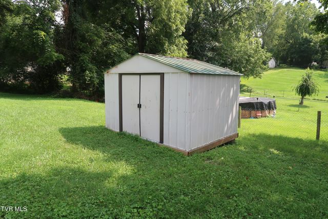 744 Oakwood Street, Bristol, TN 37620