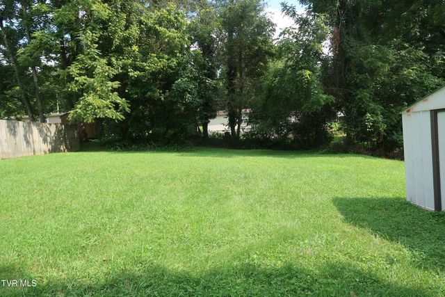 744 Oakwood Street, Bristol, TN 37620