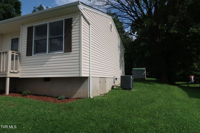 744 Oakwood Street, Bristol, TN 37620