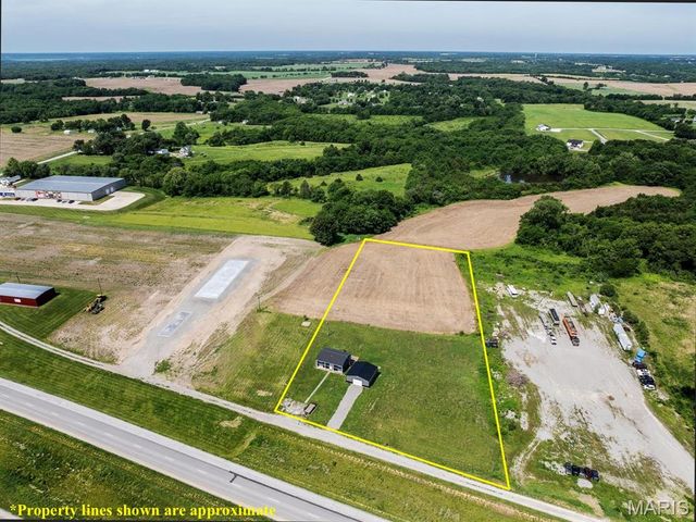 11581 Highway 61, Hannibal, MO 63401