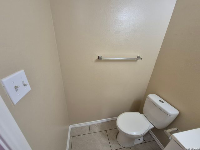 6919 HERON FLTS, Converse, TX 78109