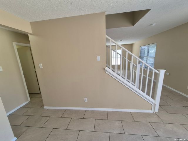 6919 HERON FLTS, Converse, TX 78109