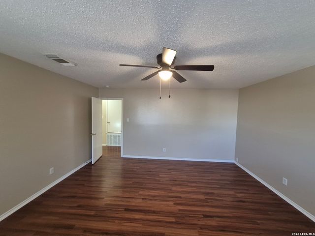 6919 HERON FLTS, Converse, TX 78109