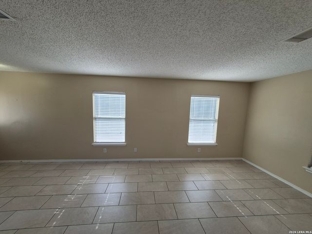 6919 HERON FLTS, Converse, TX 78109
