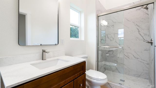 19331 Moon Ridge Rd, Hidden Valley Lake, CA 95467