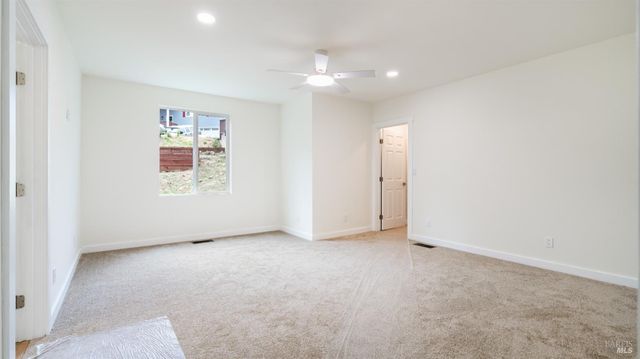 19331 Moon Ridge Rd, Hidden Valley Lake, CA 95467