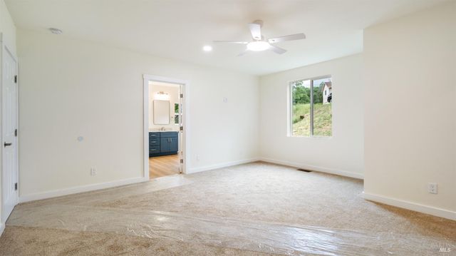 19331 Moon Ridge Rd, Hidden Valley Lake, CA 95467