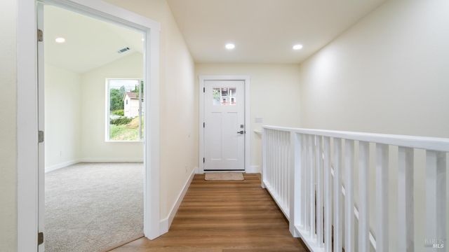 19331 Moon Ridge Rd, Hidden Valley Lake, CA 95467