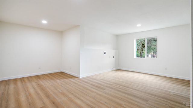 19331 Moon Ridge Rd, Hidden Valley Lake, CA 95467
