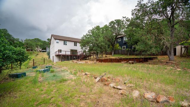 19331 Moon Ridge Rd, Hidden Valley Lake, CA 95467