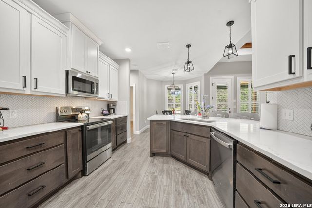 1016 HAPPY HOLLOW DR, New Braunfels, TX 78132