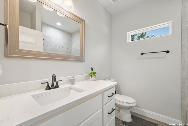 1016 HAPPY HOLLOW DR, New Braunfels, TX 78132