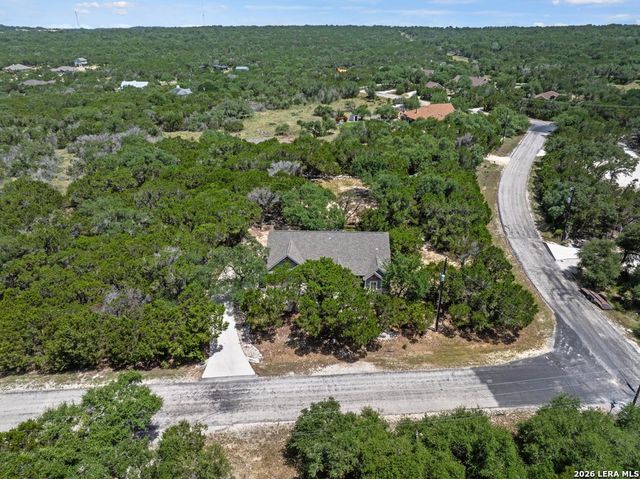 1016 HAPPY HOLLOW DR, New Braunfels, TX 78132