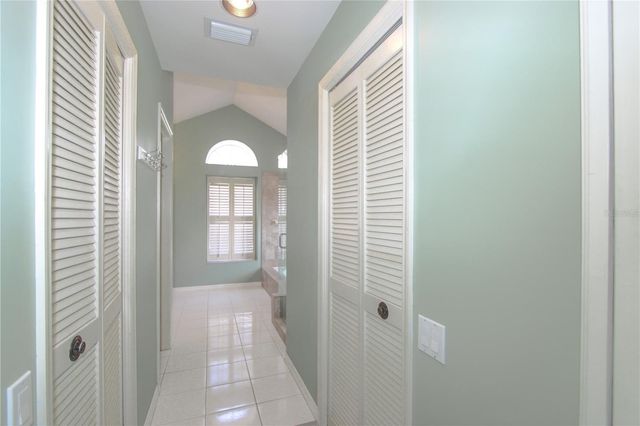 2319 SUNVIEW AVENUE, Valrico, FL 33596