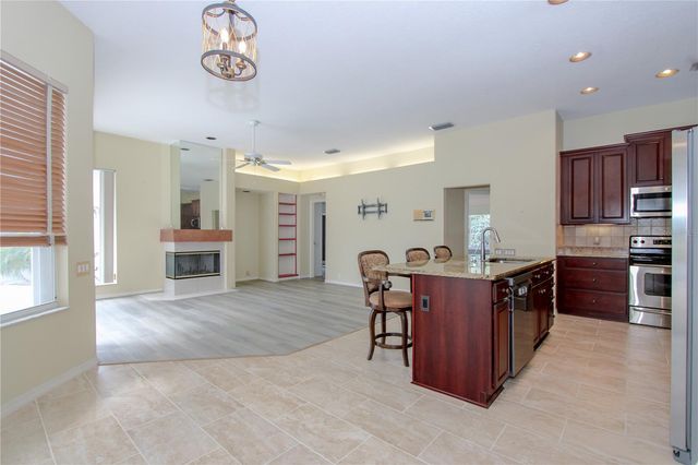 2319 SUNVIEW AVENUE, Valrico, FL 33596