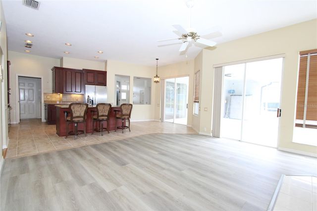 2319 SUNVIEW AVENUE, Valrico, FL 33596