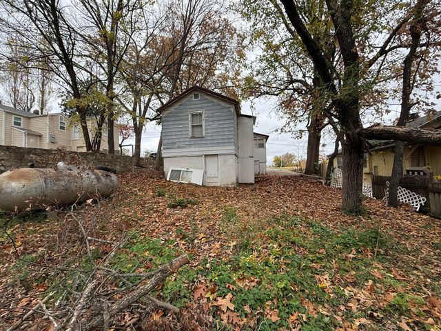 504 W Maddux Street, Branson, MO 65616