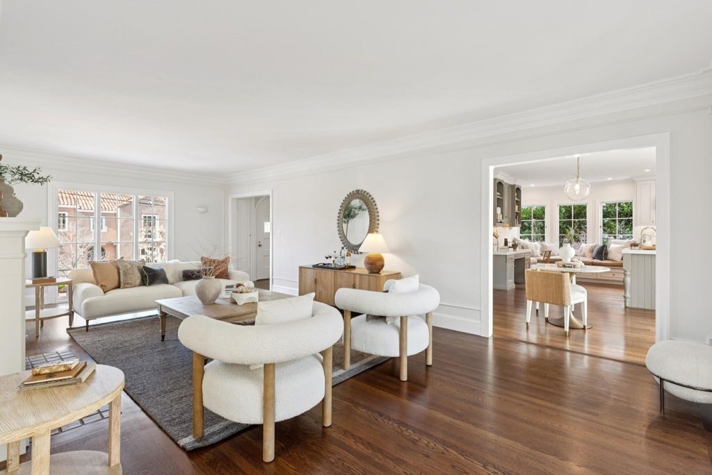 Image 12 of property listing at 136 Waldo Ave, Piedmont, CA 94611