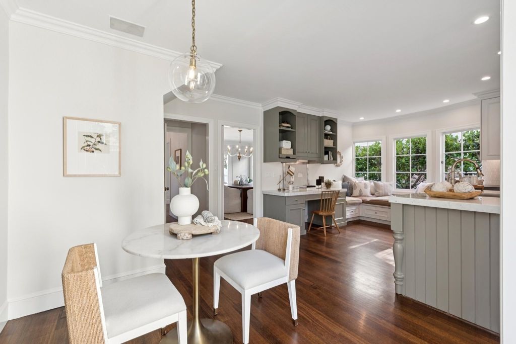 Image 16 of property listing at 136 Waldo Ave, Piedmont, CA 94611