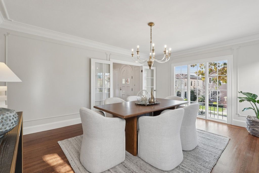 Image 28 of property listing at 136 Waldo Ave, Piedmont, CA 94611