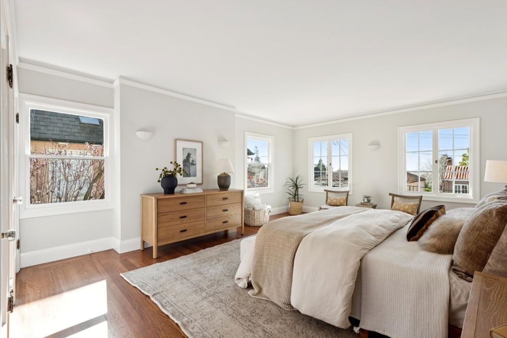 Image 32 of property listing at 136 Waldo Ave, Piedmont, CA 94611