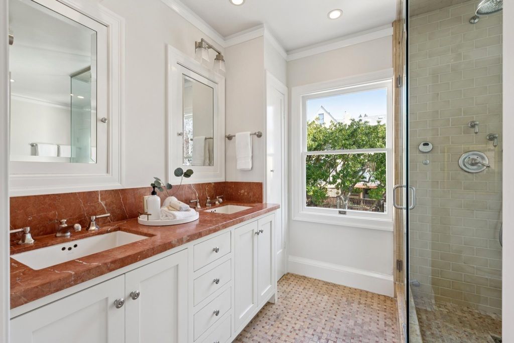 Image 36 of property listing at 136 Waldo Ave, Piedmont, CA 94611