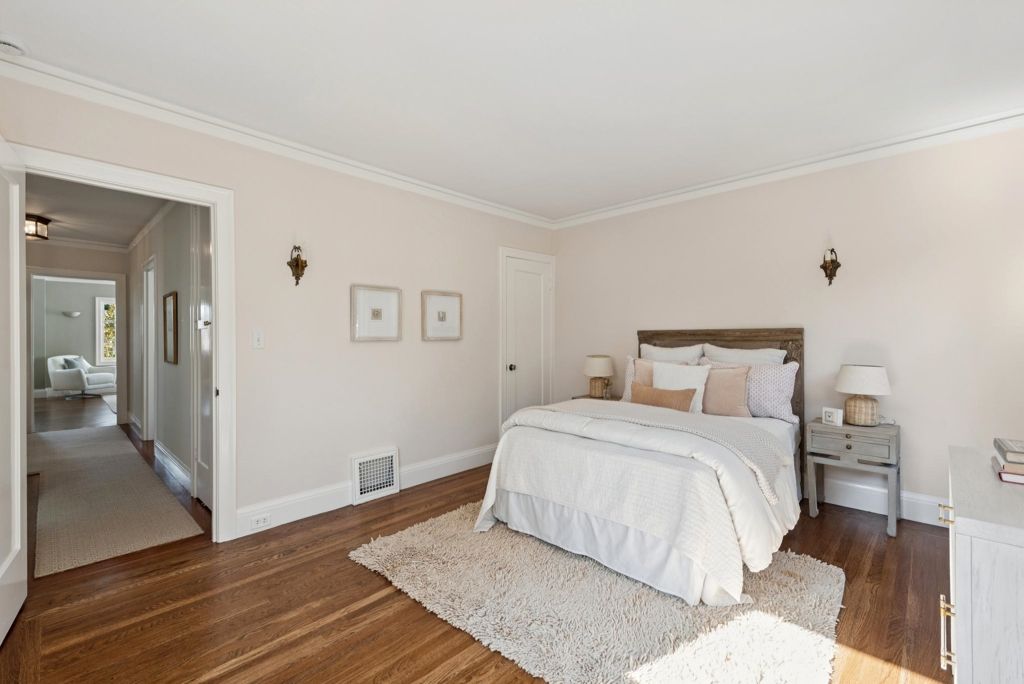 Image 44 of property listing at 136 Waldo Ave, Piedmont, CA 94611