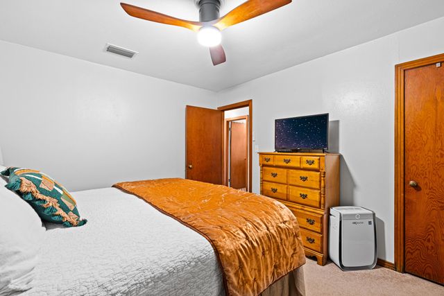 507 W Harrison St, Jefferson, TX 75657