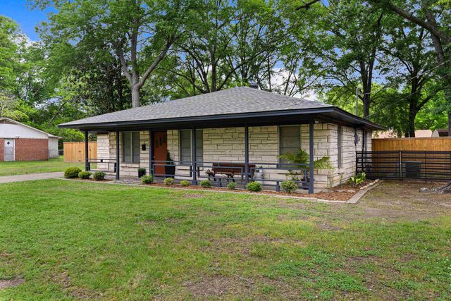 507 W Harrison St, Jefferson, TX 75657