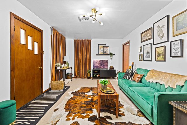507 W Harrison St, Jefferson, TX 75657