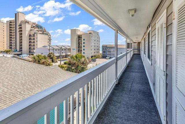 1509 N Waccamaw Dr Unit 324, Murrells Inlet, SC 29576