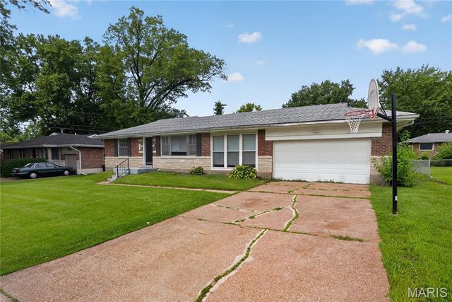 9625 Colony Drive, St Louis, MO 63137
