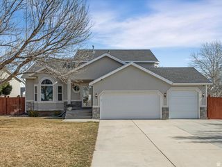 8271 S 2440 W, West Jordan, UT 84088