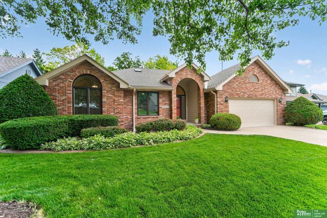 2321 N 144 Avenue, Omaha, NE 68116