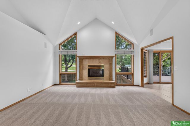 2321 N 144 Avenue, Omaha, NE 68116