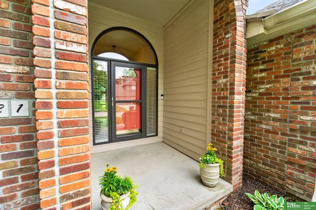 2321 N 144 Avenue, Omaha, NE 68116